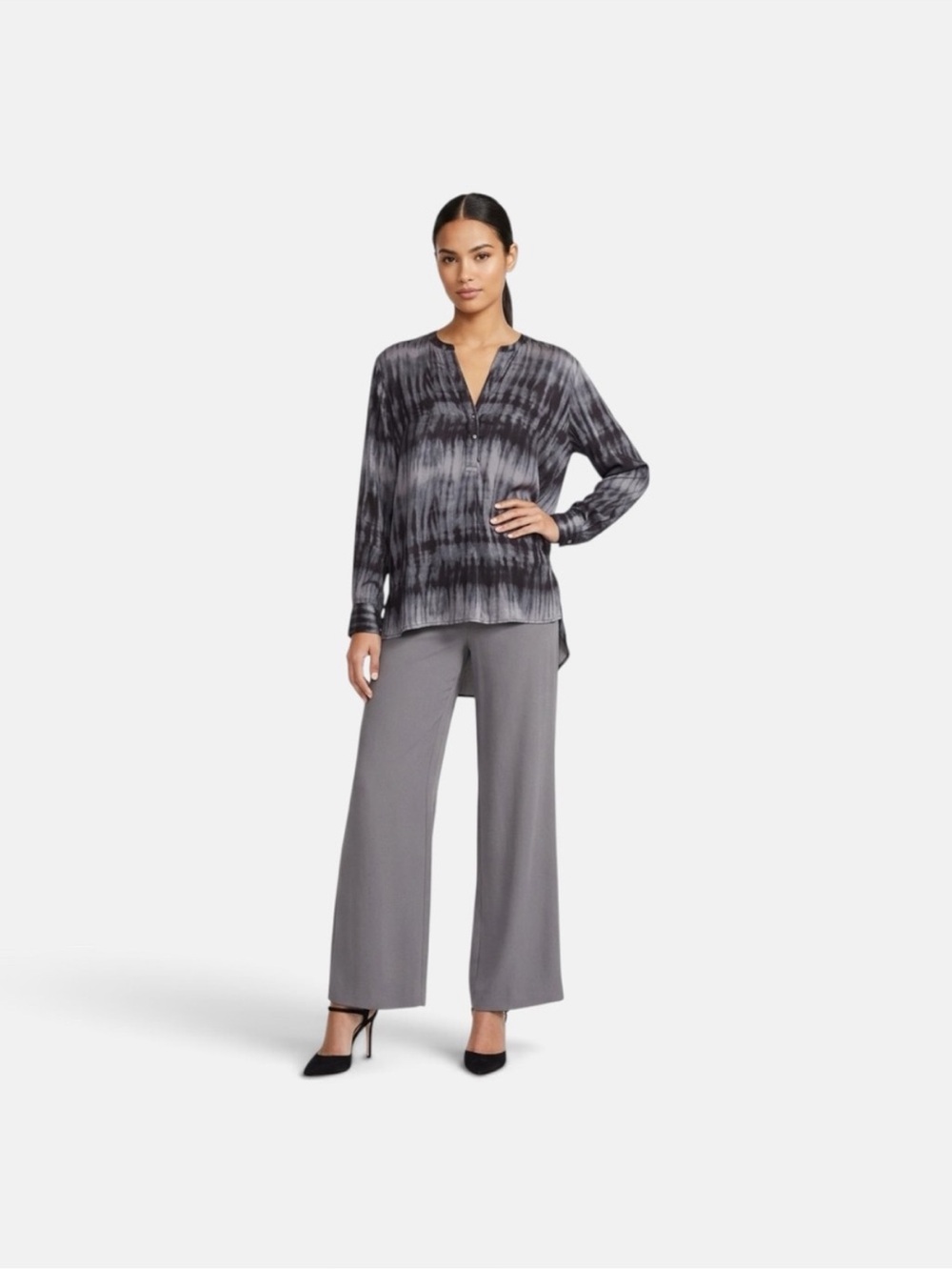 Rails Gray Tie-Dye V-Neck Long-Sleeve Blouse